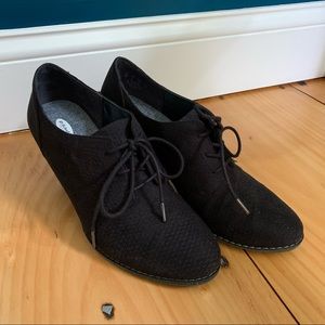 Dr. Scholls black heel bootie size 8